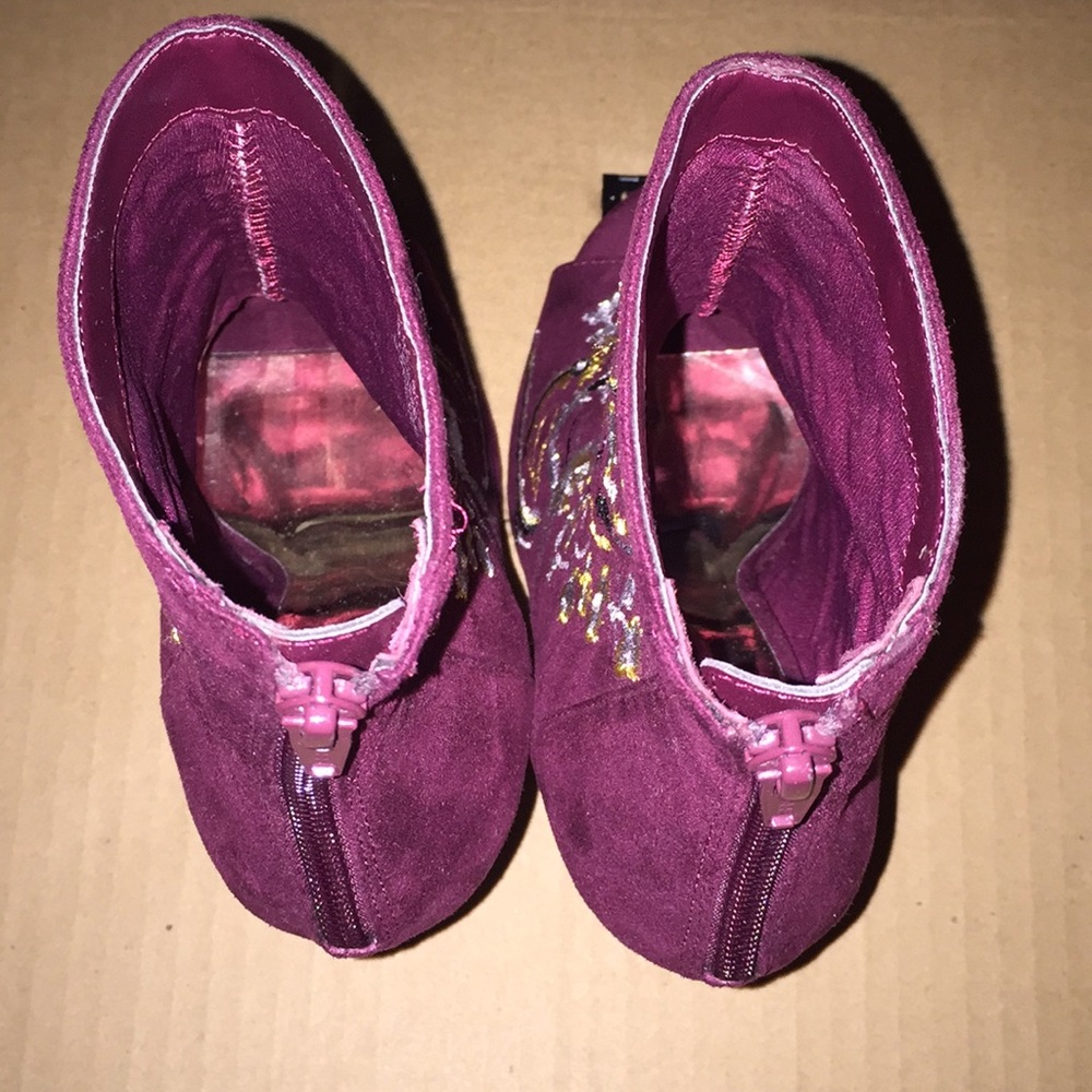 Burgundy boots with floral embroidery 💃🏻👠✨ - Picture 4 of 8